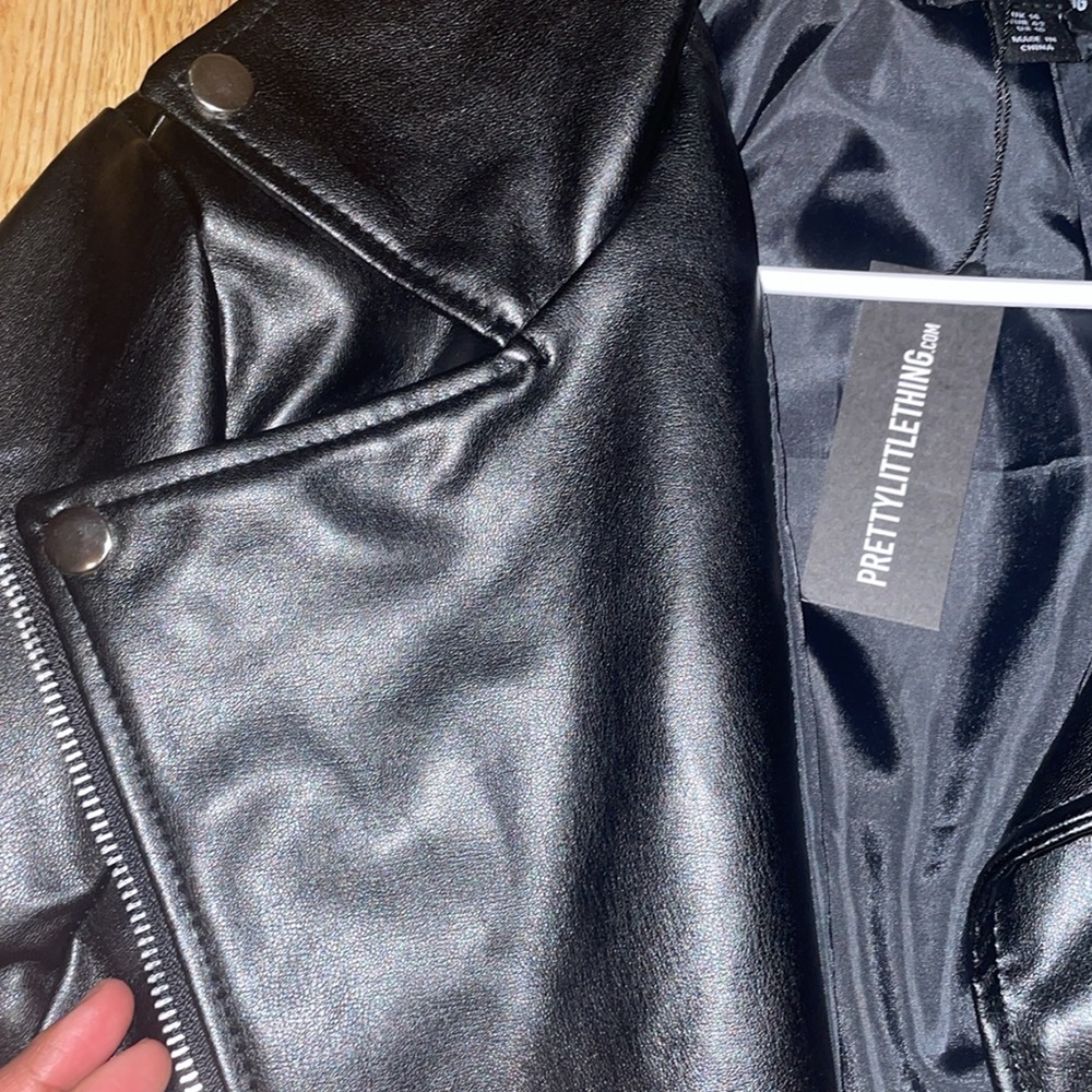 leather jacket - Picture 4 of 5